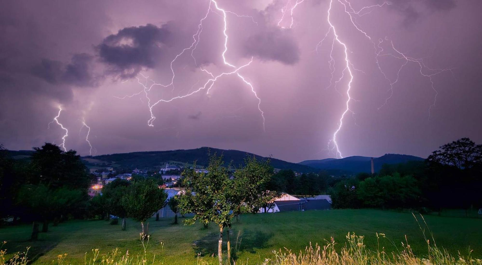 Apartman Pod Smrcinou Vaclavov u Bruntalu Bagian luar foto